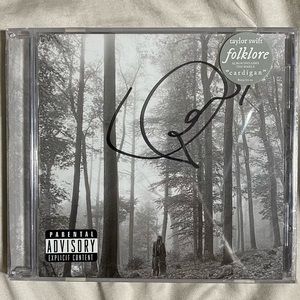 *unopened* signed Taylor Swift Folklore CD